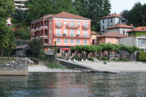 Гостиница Albergo Riva, Рено